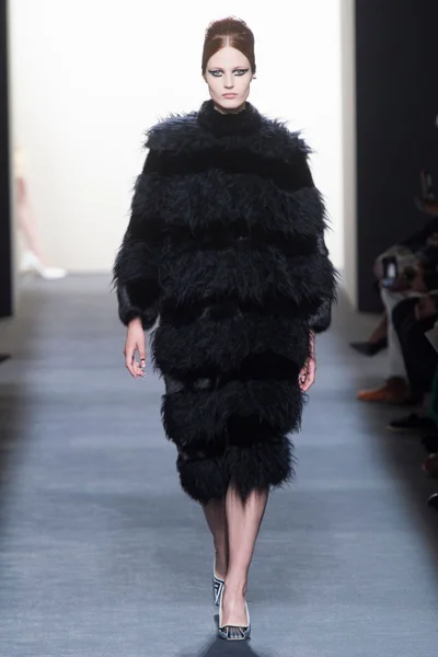 Look 19